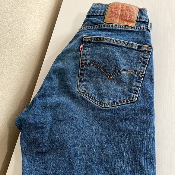 Levi’s. Washed and dried once. Blue. 505 31 waists 30 length. - Picture 3 of 14